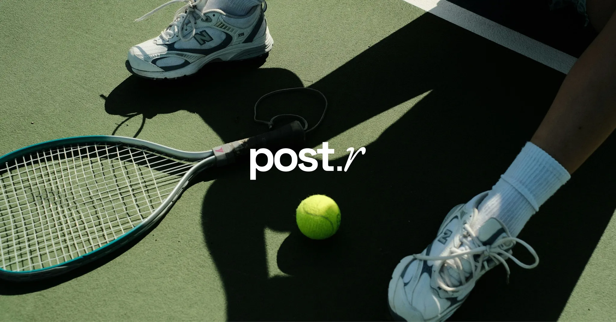 post.r logo in a tennis scene with a racket and ball